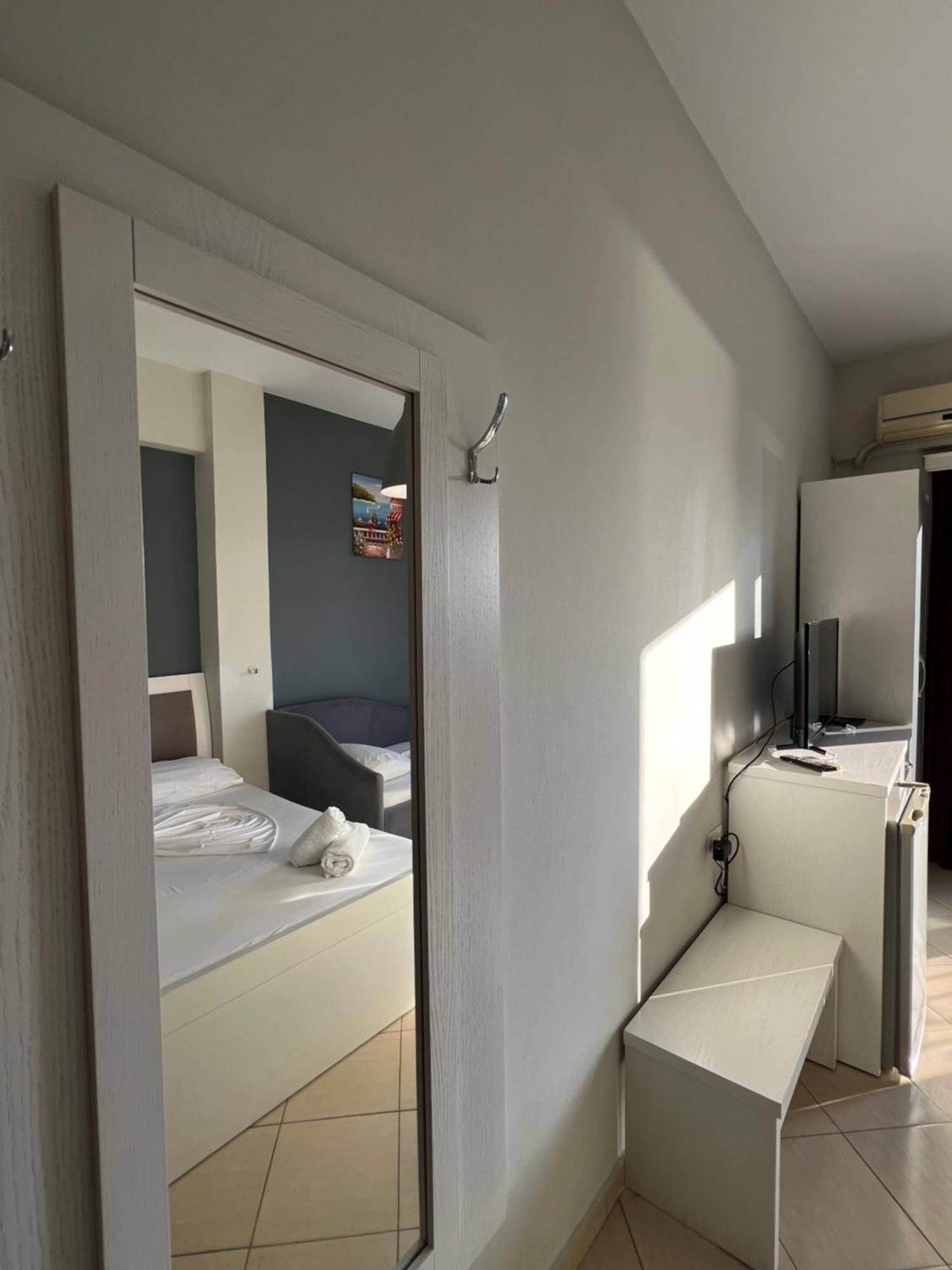 Prive Hotel Sarande